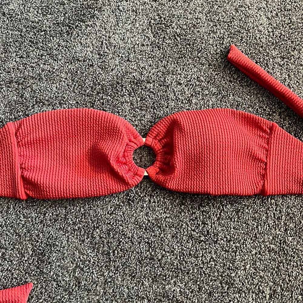 Monday swimwear bikini top
